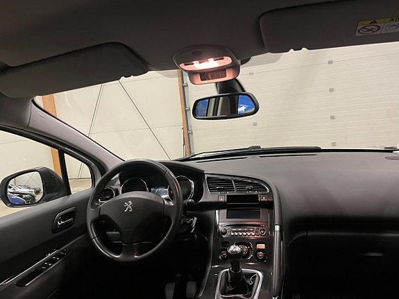 Peugeot 3008 14 of 17