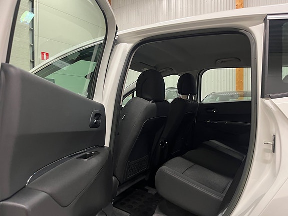 Peugeot 3008 15 of 17