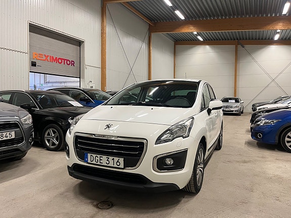 Peugeot 3008 8 of 17