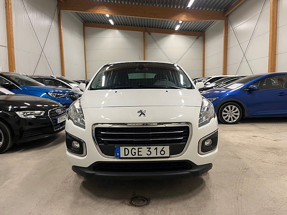 Peugeot 3008 9 of 17