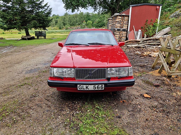 Volvo 940 2 of 5