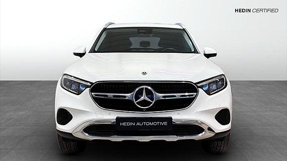 Mercedes-Benz GLC300 e 4 of 13
