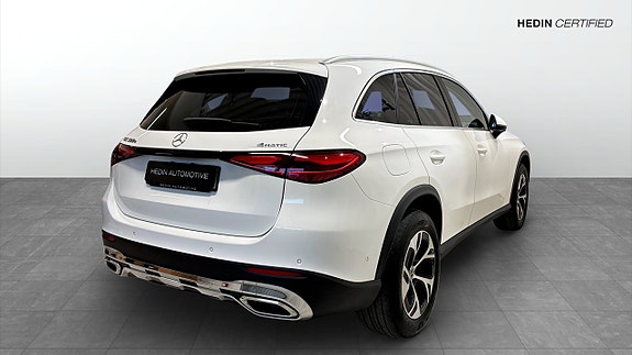 Mercedes-Benz GLC300 e 3 of 13