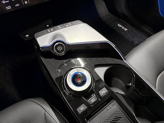 Kia EV6 12 of 19