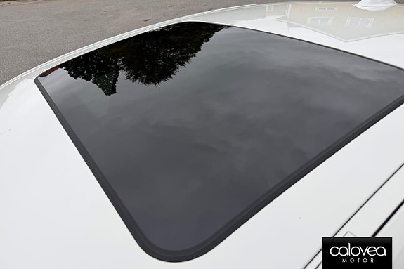 BMW i4 8 of 18