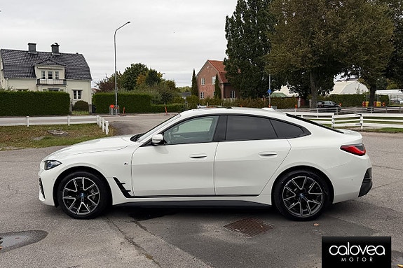 BMW i4 9 of 18