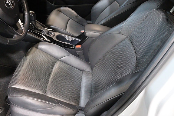 Toyota Corolla 24 of 26