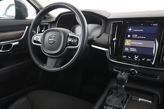 Volvo V90 Cross Country 14 of 30
