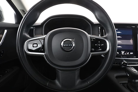Volvo V90 Cross Country 19 of 30