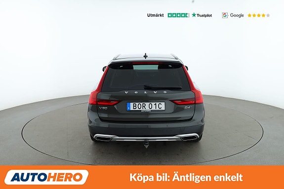 Volvo V90 Cross Country 4 of 30