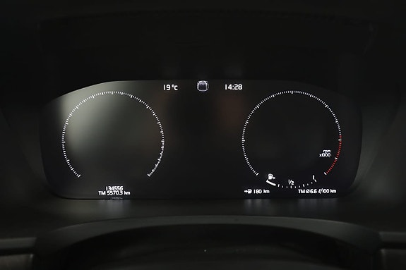 Volvo V90 Cross Country 20 of 30
