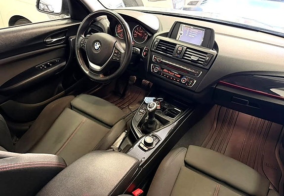 BMW 116i 8 of 24
