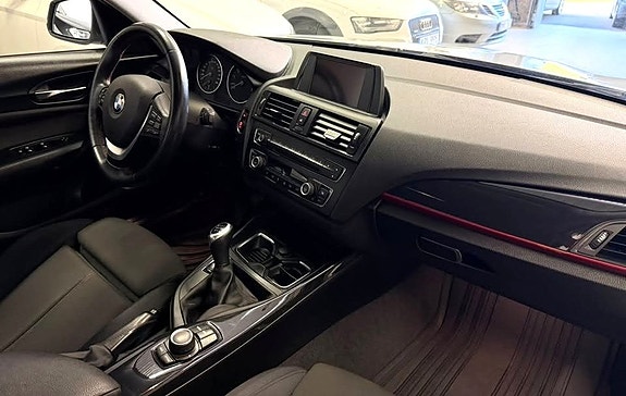BMW 116i 9 of 24