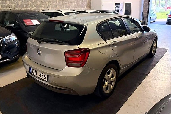 BMW 116i 6 of 24