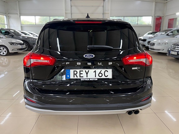 Ford Focus 11 of 16