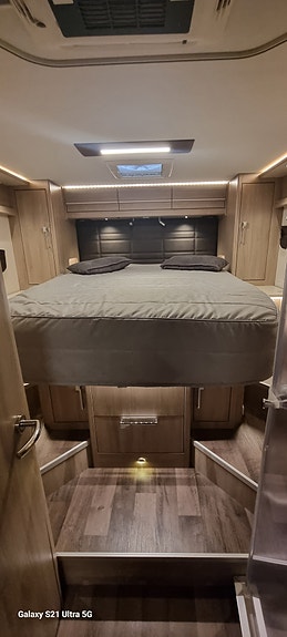 KABE TRMX 780LQB Queenbed H-stödben ,AC, Solpanel, Litiumbatteri 19 of 22