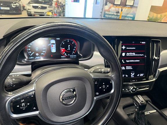 Volvo S90 14 of 21