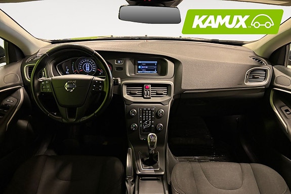 Volvo V40 10 of 24