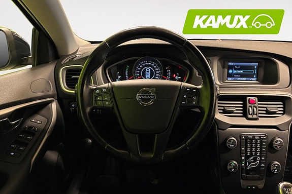 Volvo V40 13 of 24
