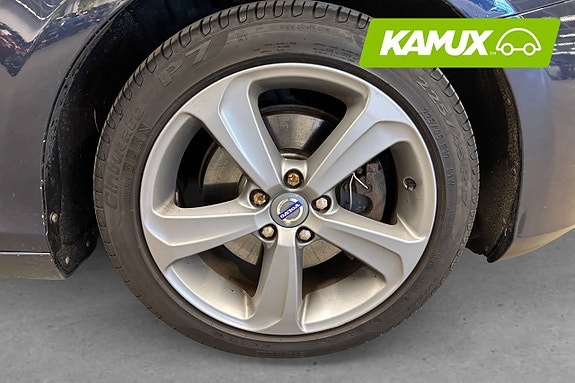 Volvo V40 8 of 24