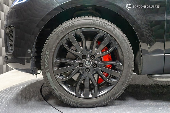Land Rover Range Rover Sport 12 of 29