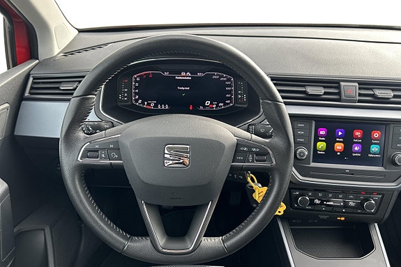 Seat Arona 13 of 25