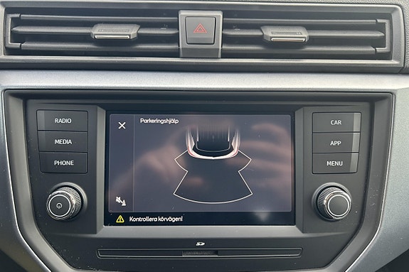 Seat Arona 21 of 25