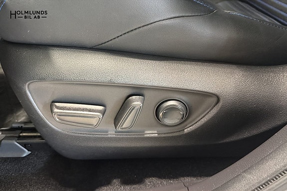 Toyota RAV4 11 of 14