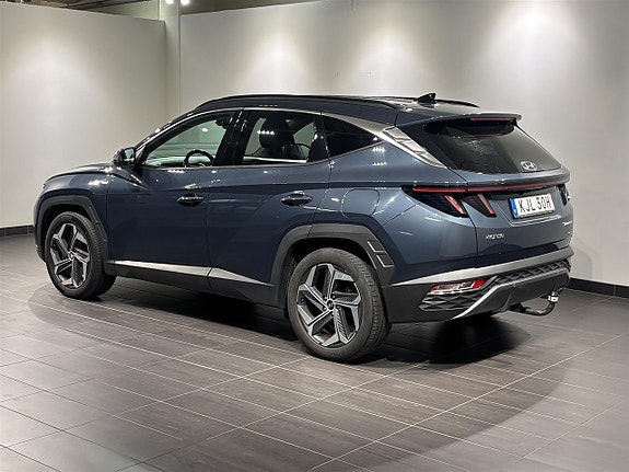 Hyundai Tucson 2 of 2