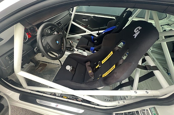 BMW M3 6 of 17