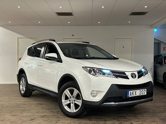 Toyota RAV4 5 of 18