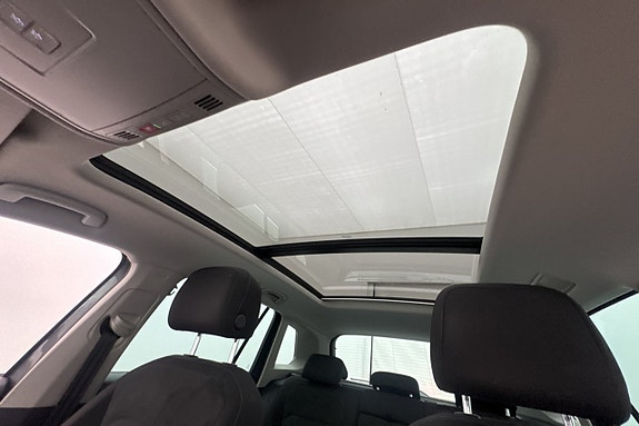 Volkswagen Tiguan 13 of 30