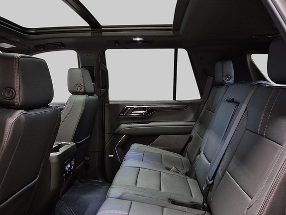 Chevrolet Tahoe 19 of 23