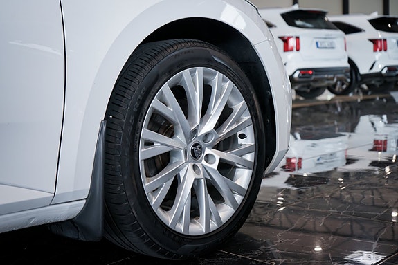 Skoda Superb 5 of 27