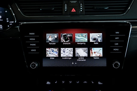 Skoda Superb 13 of 27