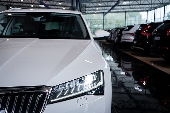 Skoda Superb 4 of 27