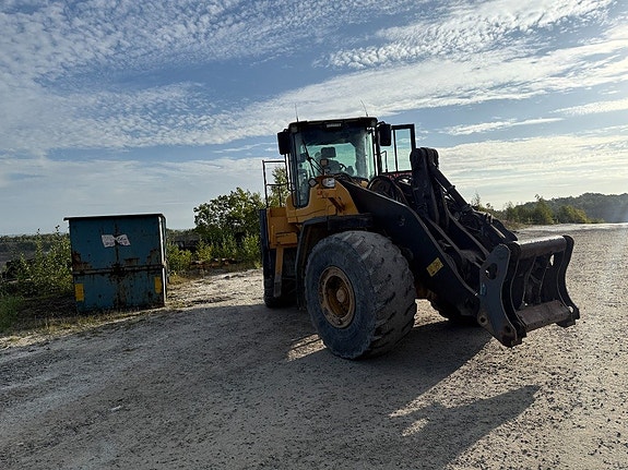 Hjullastare Volvo L180F med skopa 4 of 5