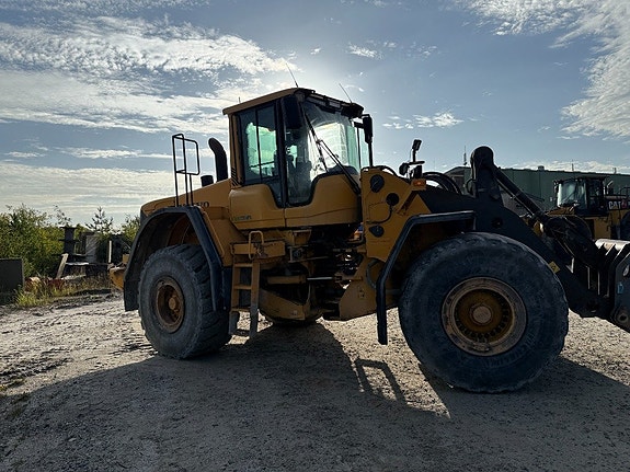 Hjullastare Volvo L180F med skopa 5 of 5