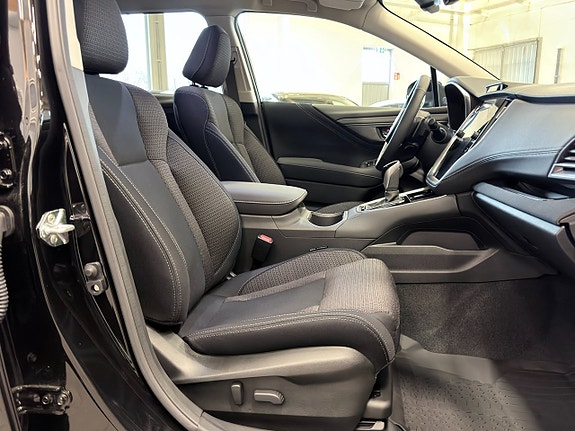 Subaru Outback 9 of 17