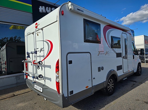 Bürstner TRAVEL VAN 620 FIAT 3.0L AUT.177HK.2XAC ENKELSÄNGAR. 3 of 17