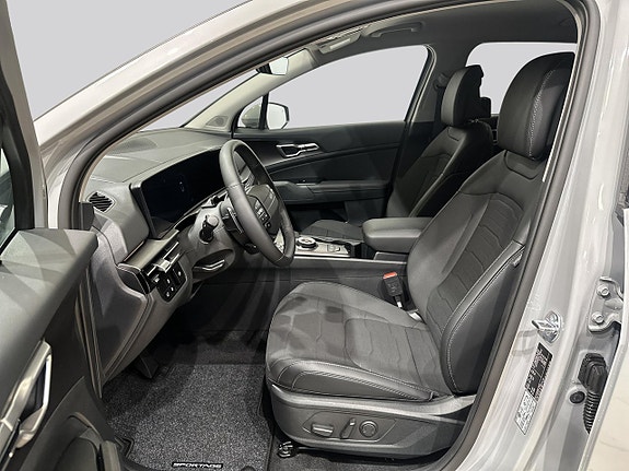 Kia Sportage 8 of 17