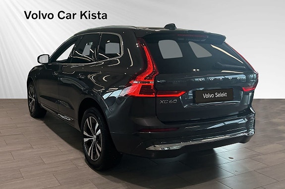 Volvo XC60 4 of 30