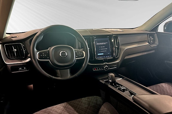 Volvo XC60 9 of 30