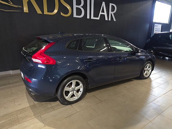 Volvo V40 5 of 11