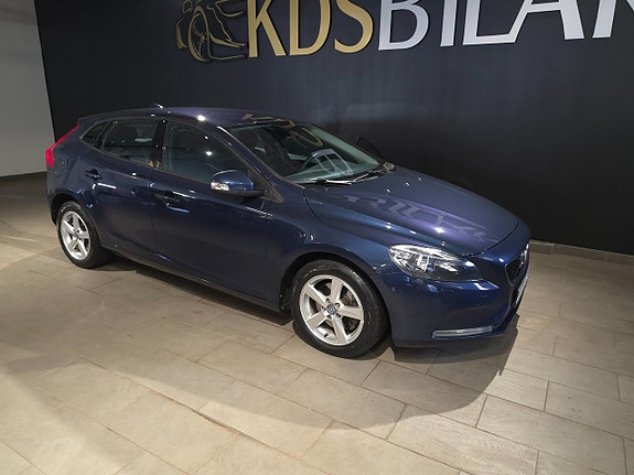 Volvo V40 6 of 11