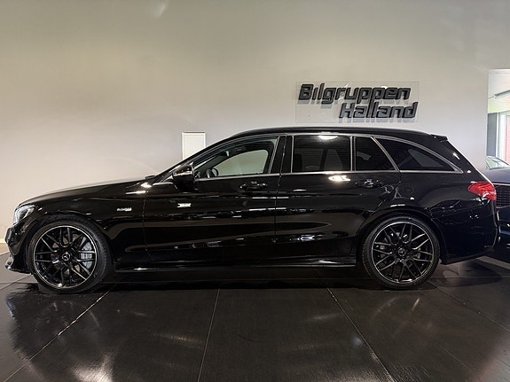 Mercedes-Benz C43 2 of 30