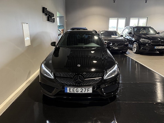 Mercedes-Benz C43 5 of 30