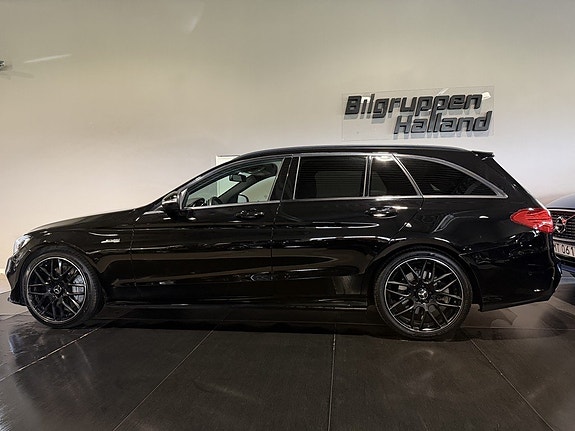 Mercedes-Benz C43 4 of 30