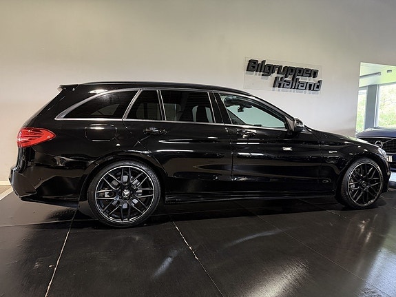 Mercedes-Benz C43 8 of 30