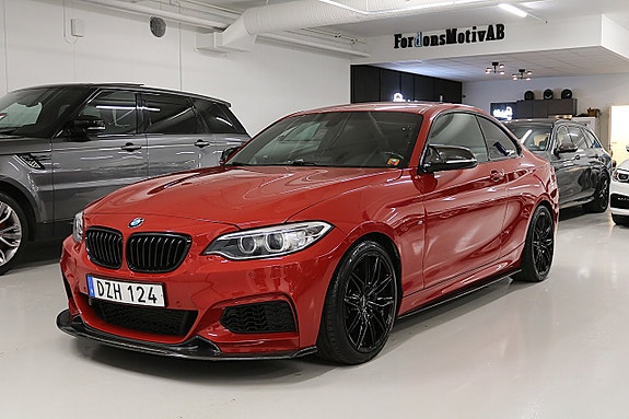 BMW M235i 2 of 30